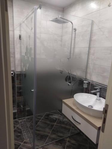 87049990_3425762050783728_5895464550794264576_n